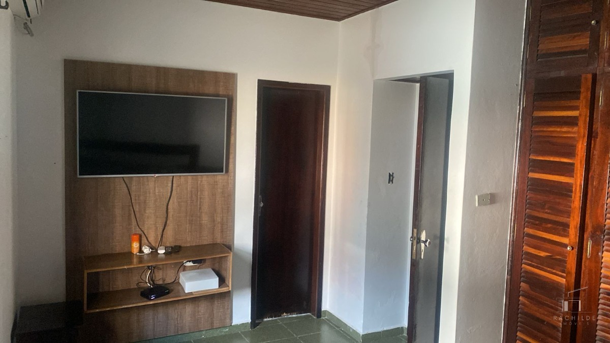 Casa à venda com 5 quartos, 162m² - Foto 16