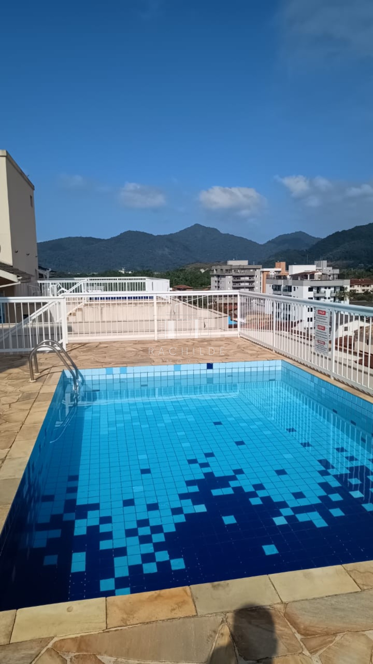 Apartamento à venda com 2 quartos, 80m² - Foto 18