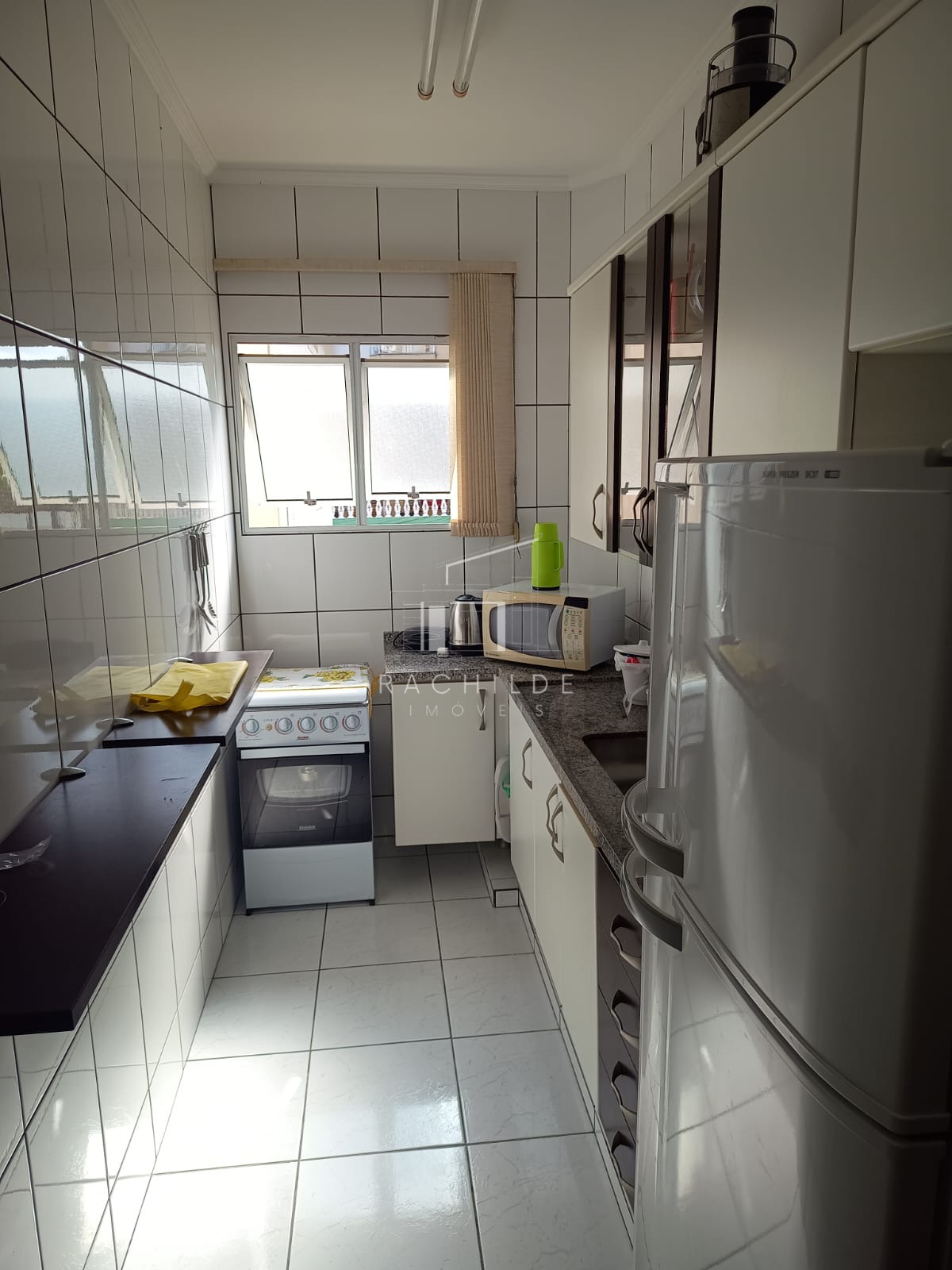 Apartamento à venda com 2 quartos, 80m² - Foto 23